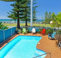 Beach House Holiday Apartments - Accommodation Mermaid Beach