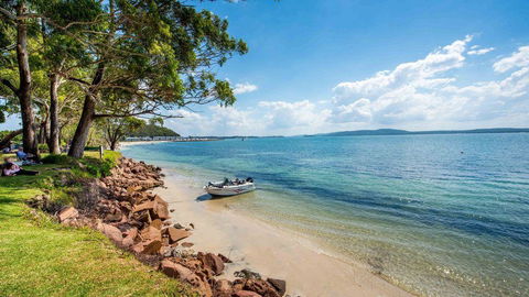 SUNSET@CORLETTE - Accommodation Mermaid Beach 1