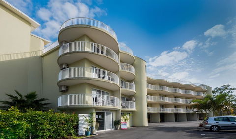 Cabarita Lake Apartments - Accommodation Mermaid Beach 12