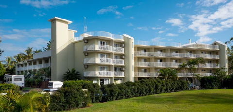 Cabarita Lake Apartments - Accommodation Mermaid Beach 6