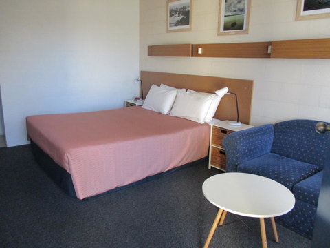 South Seas Motel - Accommodation Mermaid Beach 4