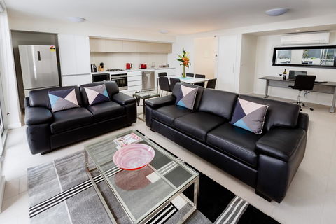 Hamilton Executive Apartments - Accommodation Mermaid Beach 35