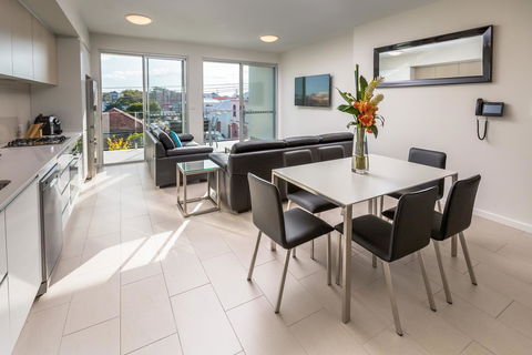 Hamilton Executive Apartments - Accommodation Mermaid Beach 41