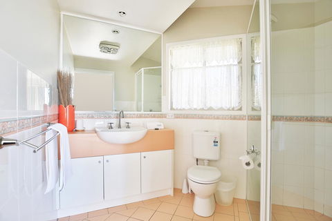 Seaglass - Stunning Views Of Jervis Bay - Accommodation Mermaid Beach 17