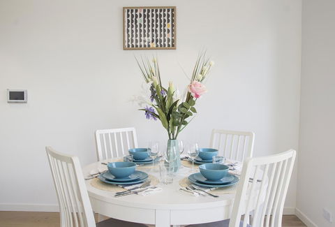 Cozy Apartment With Harbour Bridge View In Bondi - Accommodation Mermaid Beach 3