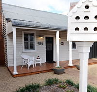 Thelma's Temora - Accommodation Mermaid Beach