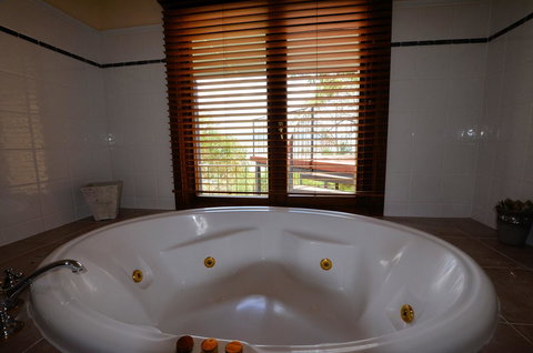 The Point - Exceptional - Accommodation Mermaid Beach 14