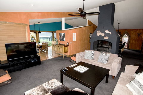 The Point - Exceptional - Accommodation Mermaid Beach 3