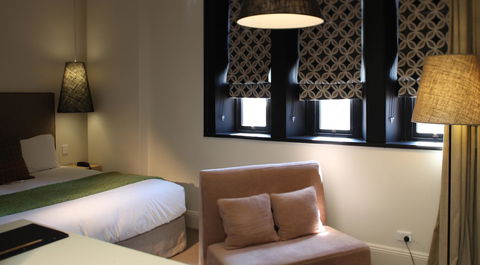 Perry Street Hotel - Accommodation Mermaid Beach 2