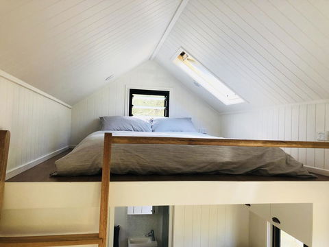 Christopher Tiny House - Accommodation Mermaid Beach 3