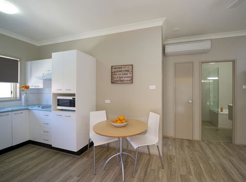 Marty's @ Little Beach - Accommodation Mermaid Beach 18