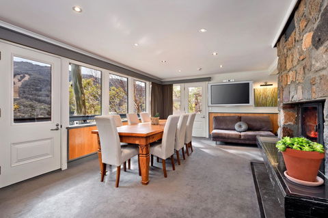 Pure Chalet Thredbo - Accommodation Mermaid Beach 16