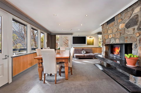 Pure Chalet Thredbo - Accommodation Mermaid Beach 14