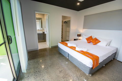 Magnum Serviced Apartments - Accommodation Mermaid Beach 33
