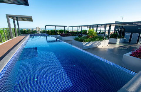 Magnum Serviced Apartments - Accommodation Mermaid Beach 0