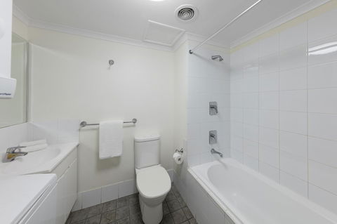 Nesuto The Entrance - Accommodation Mermaid Beach 9