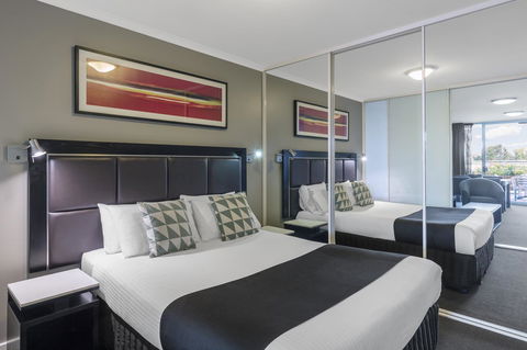 Nesuto The Entrance - Accommodation Mermaid Beach 10