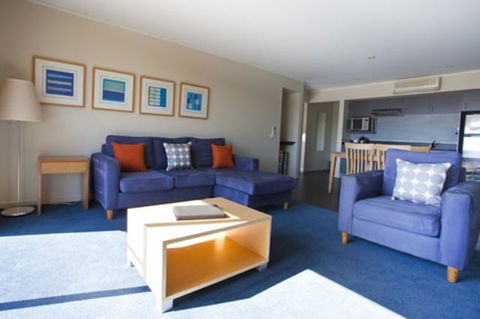 Corrigans Cove - Accommodation Mermaid Beach 6