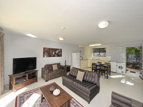 Nelson Bay Breeze - Accommodation Mermaid Beach 9