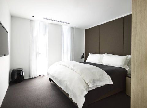 Burbury Hotel - Accommodation Mermaid Beach 23