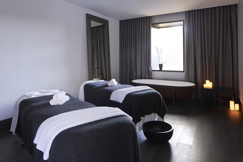 Burbury Hotel - Accommodation Mermaid Beach 11