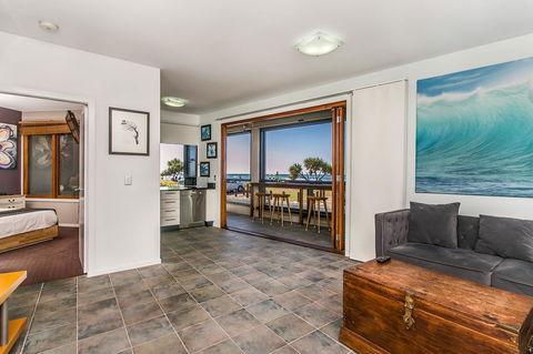 Lennox Holiday Apartments - Accommodation Mermaid Beach 40