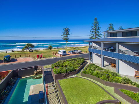 Lennox Holiday Apartments - Accommodation Mermaid Beach 10