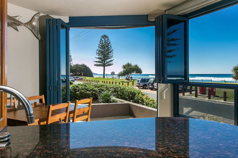 Lennox Holiday Apartments - Accommodation Mermaid Beach 1
