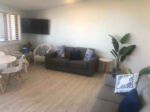 Lennox Holiday Apartments - Accommodation Mermaid Beach 24