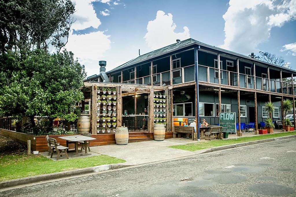Old Bar NSW Accommodation Mermaid Beach