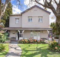 Boronia Lodge - Accommodation Mermaid Beach