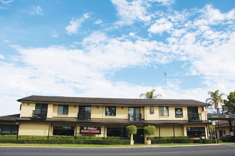 Boulevard Motor Inn - Accommodation Mermaid Beach 0