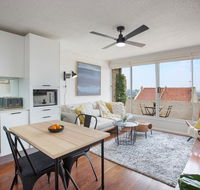 Boutique Apartment with Fantastic Harbour Views - Accommodation Mermaid Beach