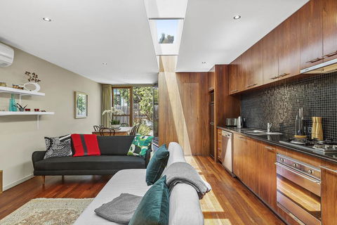 BOUTIQUE STAYS - Curran Terrace - Accommodation Mermaid Beach 3