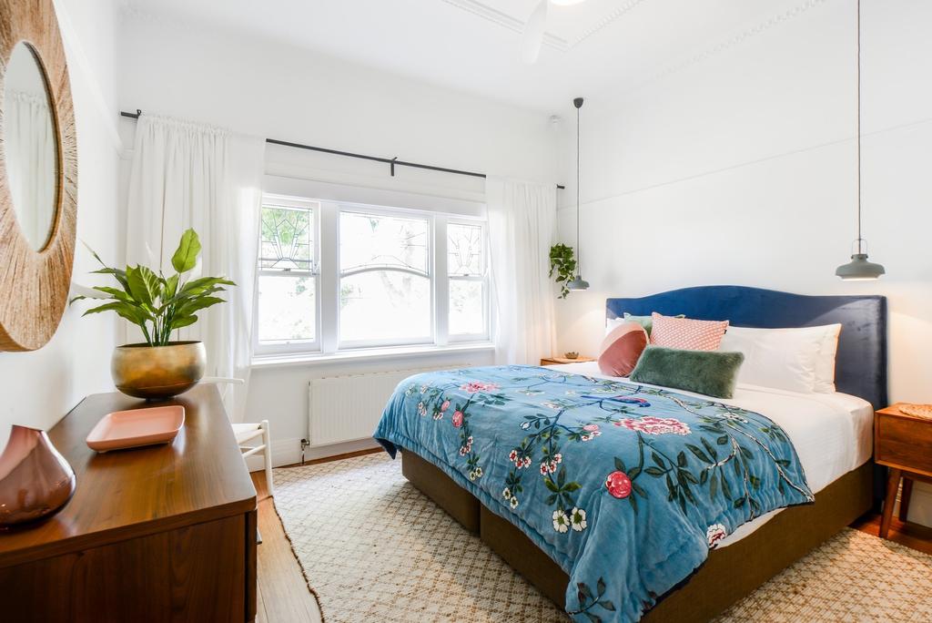 Northcote VIC Accommodation Mermaid Beach