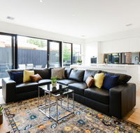 Boutique Stays-Murrumbeena Place 1 - Accommodation Mermaid Beach