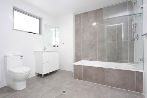 Brand New Family Friendly Apartment For 7 - Accommodation Mermaid Beach 0