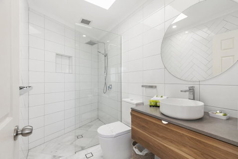 Breathtaking Views Of Sunshine Beach - Unit 7/21 Park Crescent - Accommodation Mermaid Beach 3