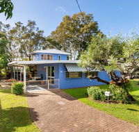 Bribie Beach House Waterfront directly across the road - Solander Esp Banksia Beach - Accommodation Mermaid Beach