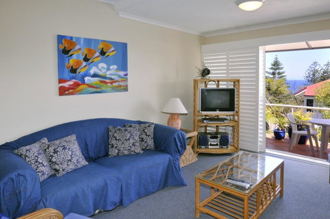 Bright & Comfortable In Quiet Location - Accommodation Mermaid Beach 2