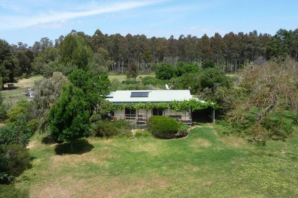 Brimin VIC Accommodation Mermaid Beach