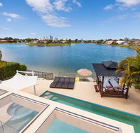 Broadbeach Waterfront Holiday House - Accommodation Mermaid Beach