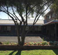 Bryants Motel - Accommodation Mermaid Beach