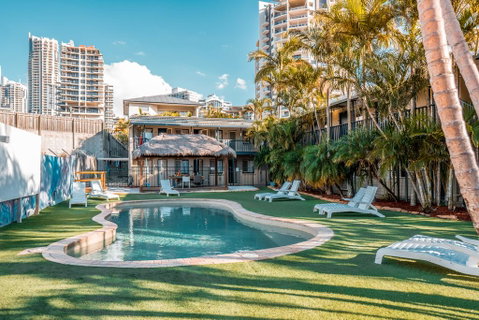 Budds In Surfers Backpackers - Accommodation Mermaid Beach 0
