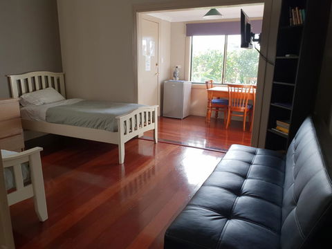 Bunbury's Most Convenient Location - Unit 2 - Accommodation Mermaid Beach 1