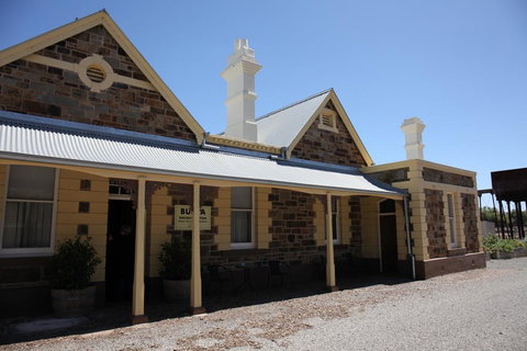 Burra Railway Station Bed And Breakfast - Accommodation Mermaid Beach 0