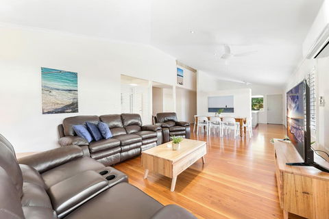 Cabana @ Cupania - Accommodation Mermaid Beach 3