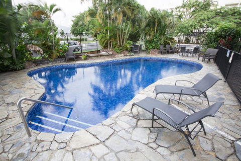 Cairns Plaza Hotel - Accommodation Mermaid Beach 0