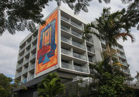 Cairns Plaza Hotel - Accommodation Mermaid Beach 1