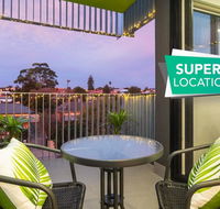 Canopy  44-Minutes from the CBD Train and Cafes - Wifi - Nespresso - Amenities - Accommodation Mermaid Beach